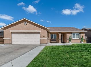 2610 W Sedona Ave, Visalia, CA 93291