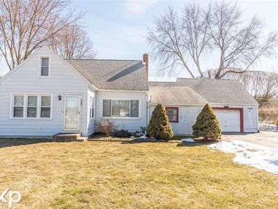 3395 Crooks Rd, Rochester Hills, MI, 48309