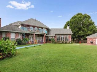 102 Cambridge St #A, Belle Chasse, LA 70037
