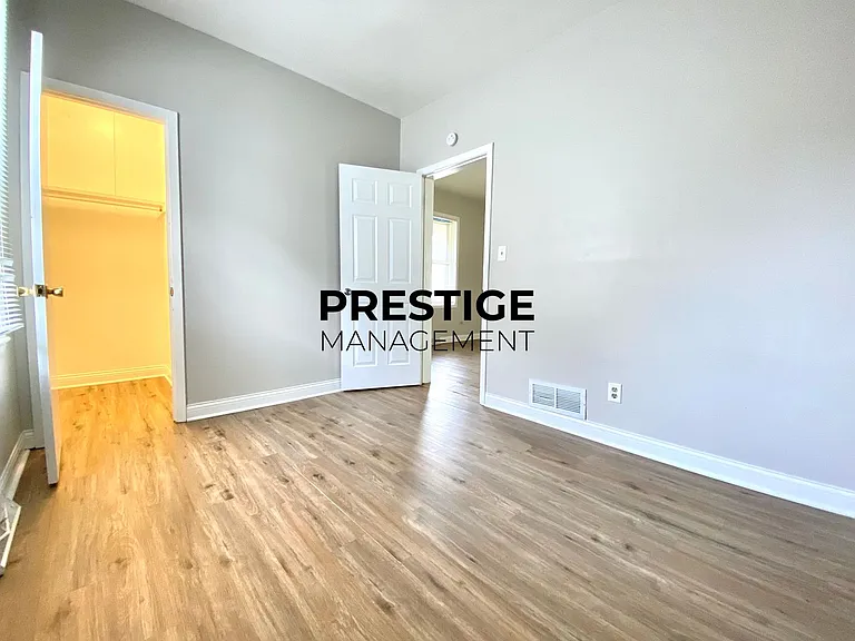 4724 Pine Ave #26 — Photo 8