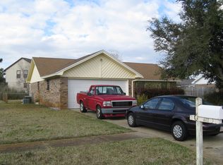 402 Rue Des Tours, Mary Esther, FL 32569