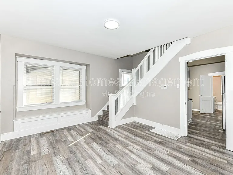 3848 N Capitol Ave — Photo 8