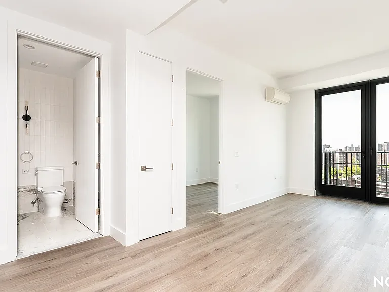 322 Grand Concourse #1012 — Photo 2