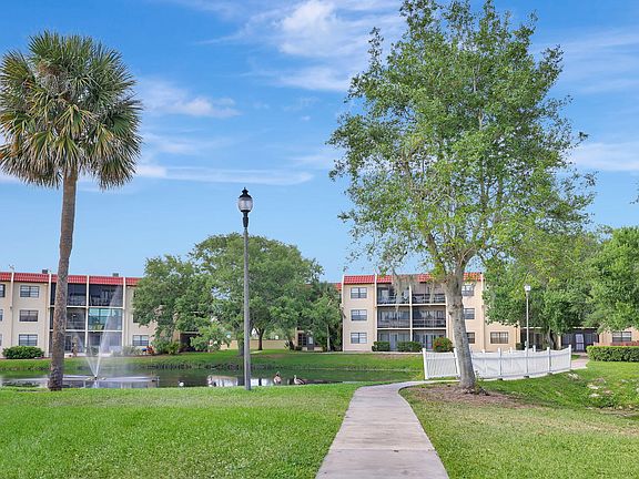 2nd image of 2050 Oleander Boulevard #3-201