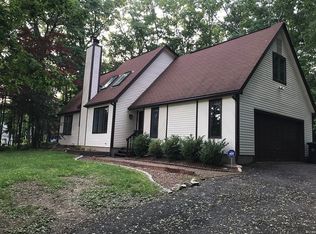 42 Puddin Ln, Mansfield, CT 06250