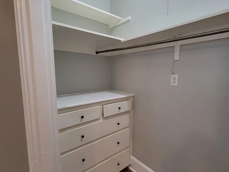 205 16th Ave NE #11 — Photo 7
