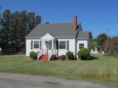 2100 Pinetree Dr, Richmond, VA, 23230