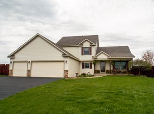 2401 Somerset Knl, Hudson, WI 54016