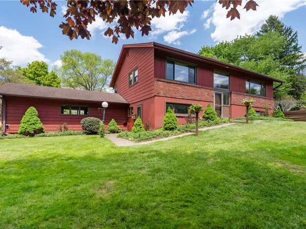 110 Freeman Ter, Bath, NY 14810