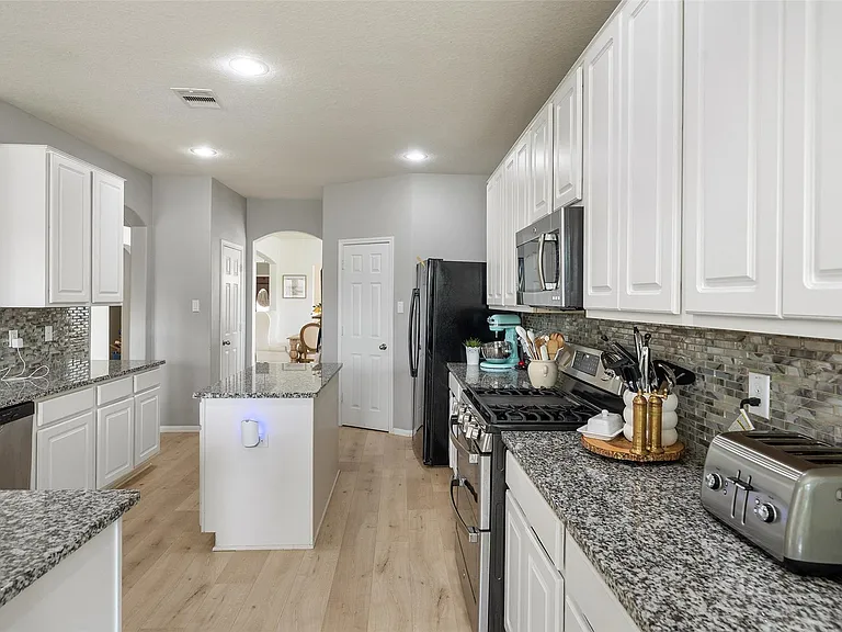 4142 Soaring Elm St — Photo 4
