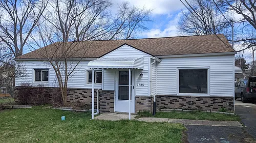 1635 Bronson Rd Photo 1