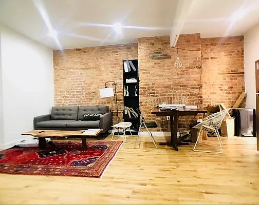 Rented by Aracely Cometti Fan | media 11