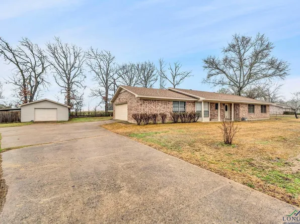 397 Golf Rd, Gilmer, TX 75645