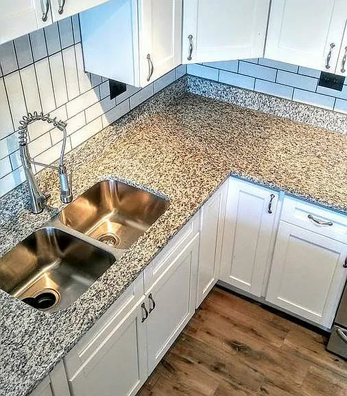 1939 E Missouri Ave #15 — Photo 21