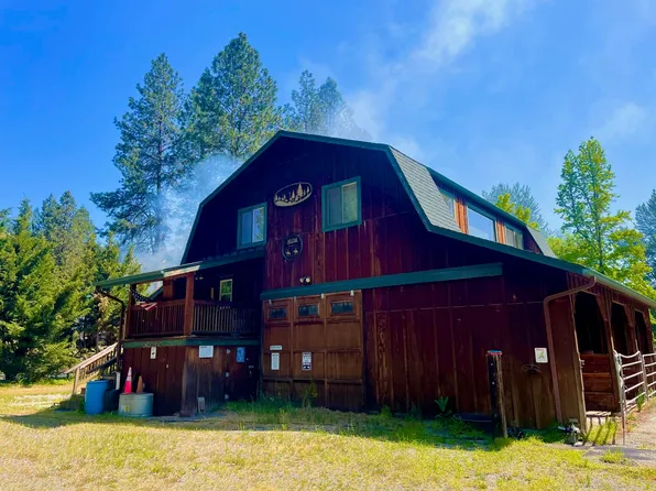 4521 Averill Dr, Grants Pass, OR 97526