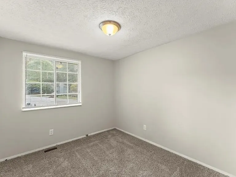 2036 Countydown Ln — Photo 13
