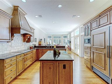 17351 Red Fox Trl, Chagrin Falls, OH 44023 | Zillow