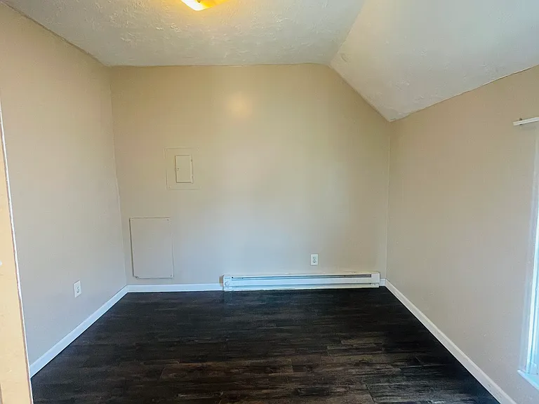 821 Oak St #1 — Photo 4