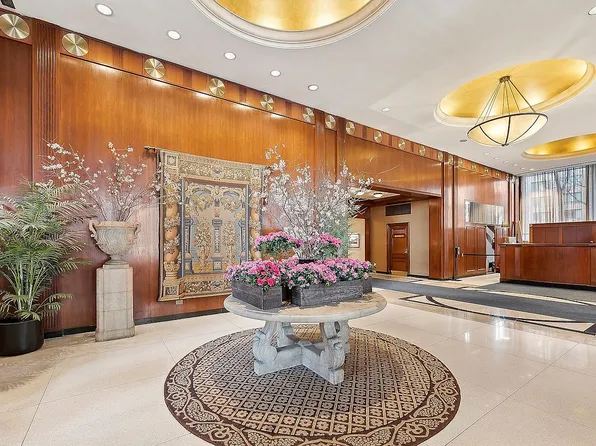 300 E 40th St APT 4C, New York, NY 10016