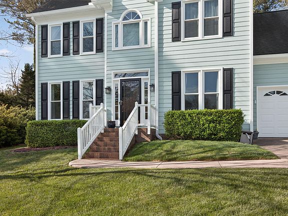 4th image of 4221 Tolchester Pl