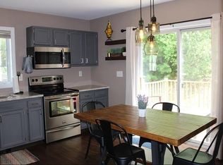 58 Wigwam Hill Dr, Worcester, MA 01605