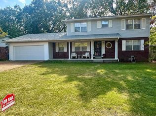 11863 Southridge Dr, Little Rock, AR 72212