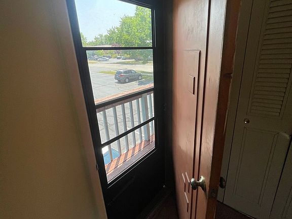 4th image of 1156 W Carriage Dr #8
