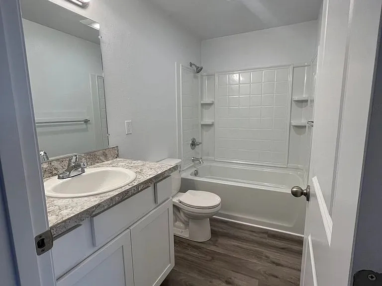 2139 N Eldorado Ave #6 — Photo 9
