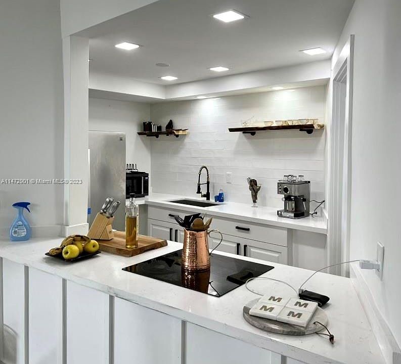 1st image of 18740 NE Northeast 18th Ave APT 143