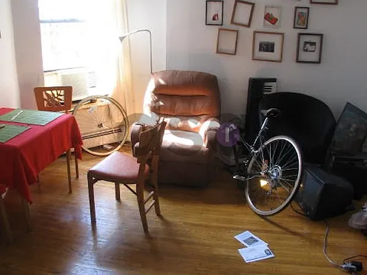 Rented by DSA Realty | media 11