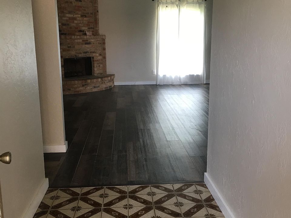 1st image of 509 Melissa Ct