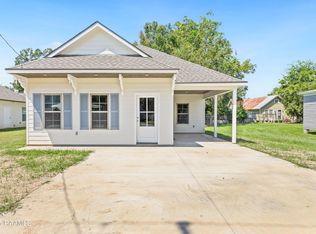 205 N Cunningham St, Rayne, LA 70578
