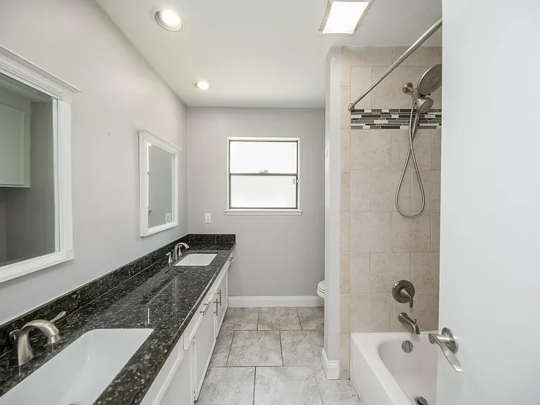 2903 Pepper Wood Dr — Photo 15