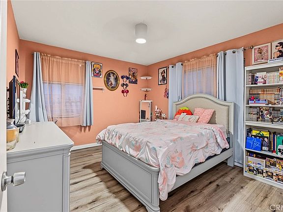 3rd image of 2211 N Grape Ave