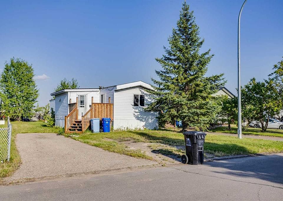 1st image of 173 SW Cokerill Cres