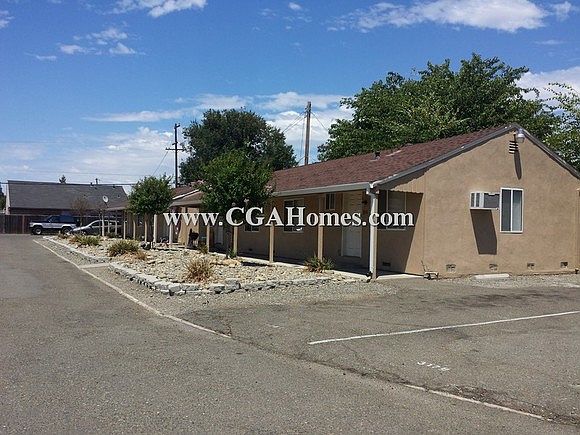 2nd image of 3173 38th Ave