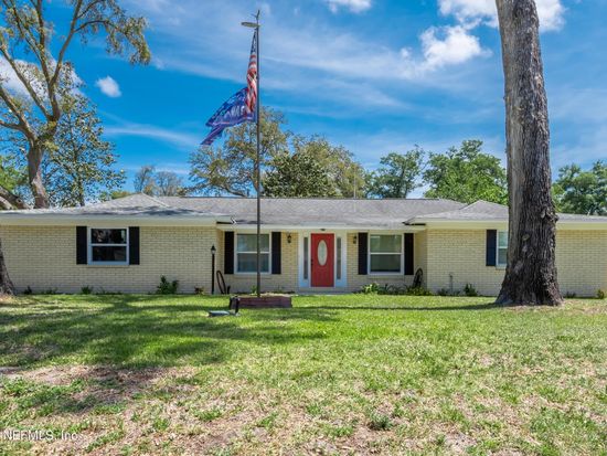4 JONATHAN Court, Orange Park, FL 32073