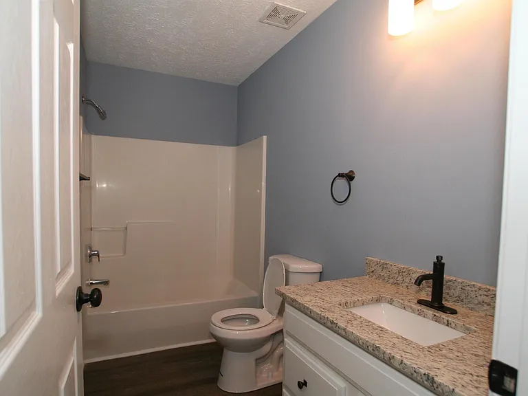 109 Ashe Ave — Photo 25