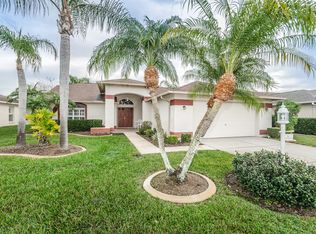 1049 Ashbourne Cir, New Port Richey, FL 34655