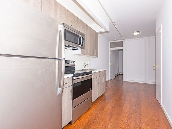 2nd image of 1356 De Kalb Ave #7A