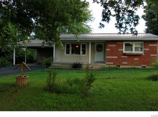 4032 Pimville Rd, Farmington, MO 63640