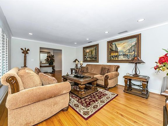 5th image of 6006 Del Roy Dr