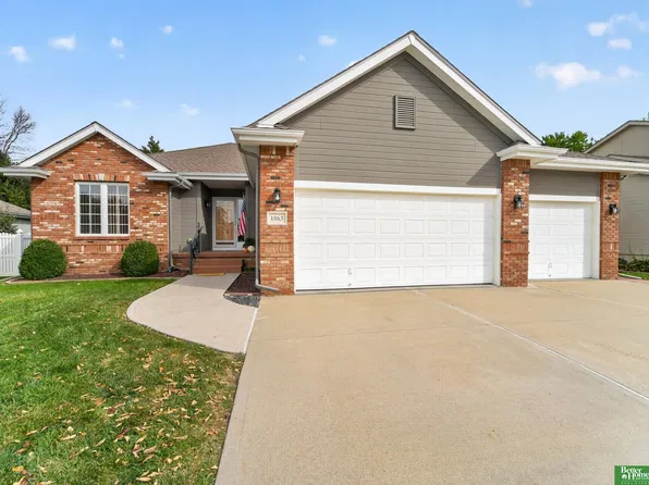 1863 N 153rd Ave, Omaha, NE 68154