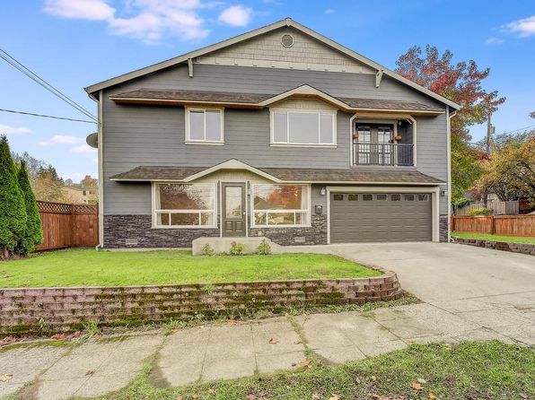 2803 E Denny Way