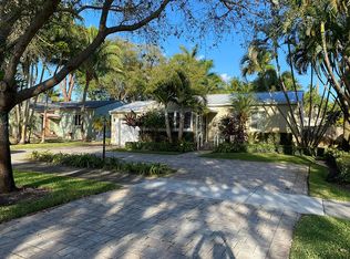 433 La Villa Dr, Miami Springs, FL 33166