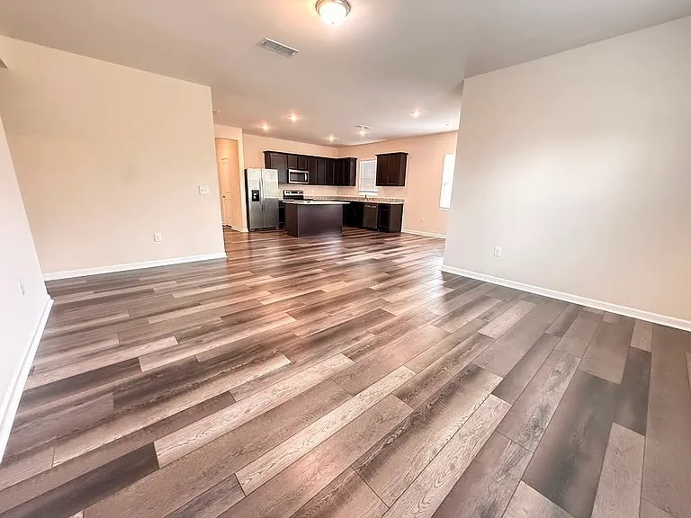 1625 Heron Pond St — Photo 3