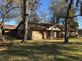 2403 Tigerpoint Rd, Brenham, TX 77833