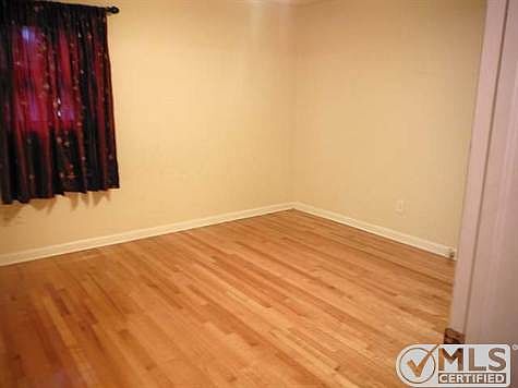 2nd image of 2906 Primrose Ln #3