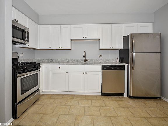 3rd image of 312 N Warwick Ave APT 1A