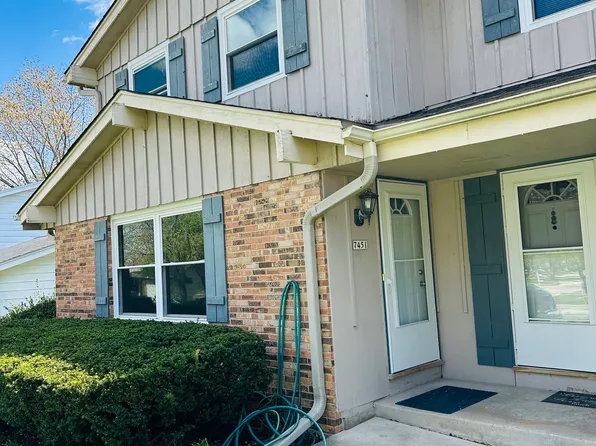 7451 Highview Dr, Greendale, WI 53129